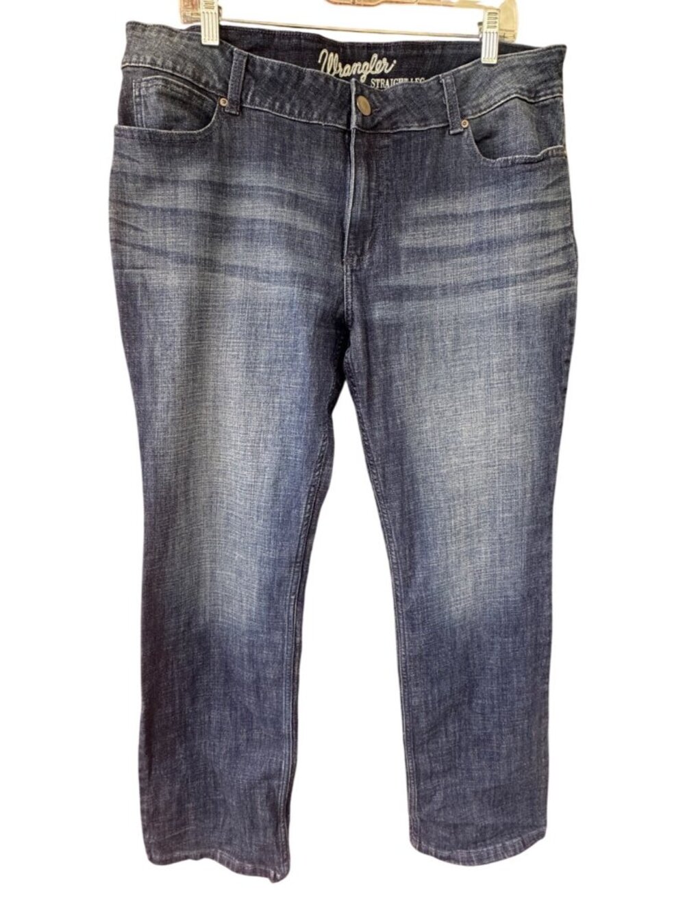 Wrangler Womens Dark Wash Straight Leg Jeans Size 17x32 Cotton Blend